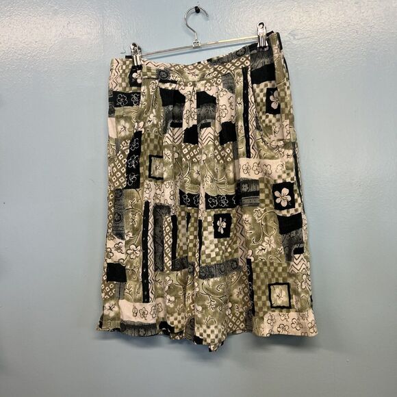 Vintage Hilo Hattie Hawaiian Shorts Size S - Picture 3 of 6